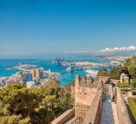 Casa Pedro De Mora * Málaga